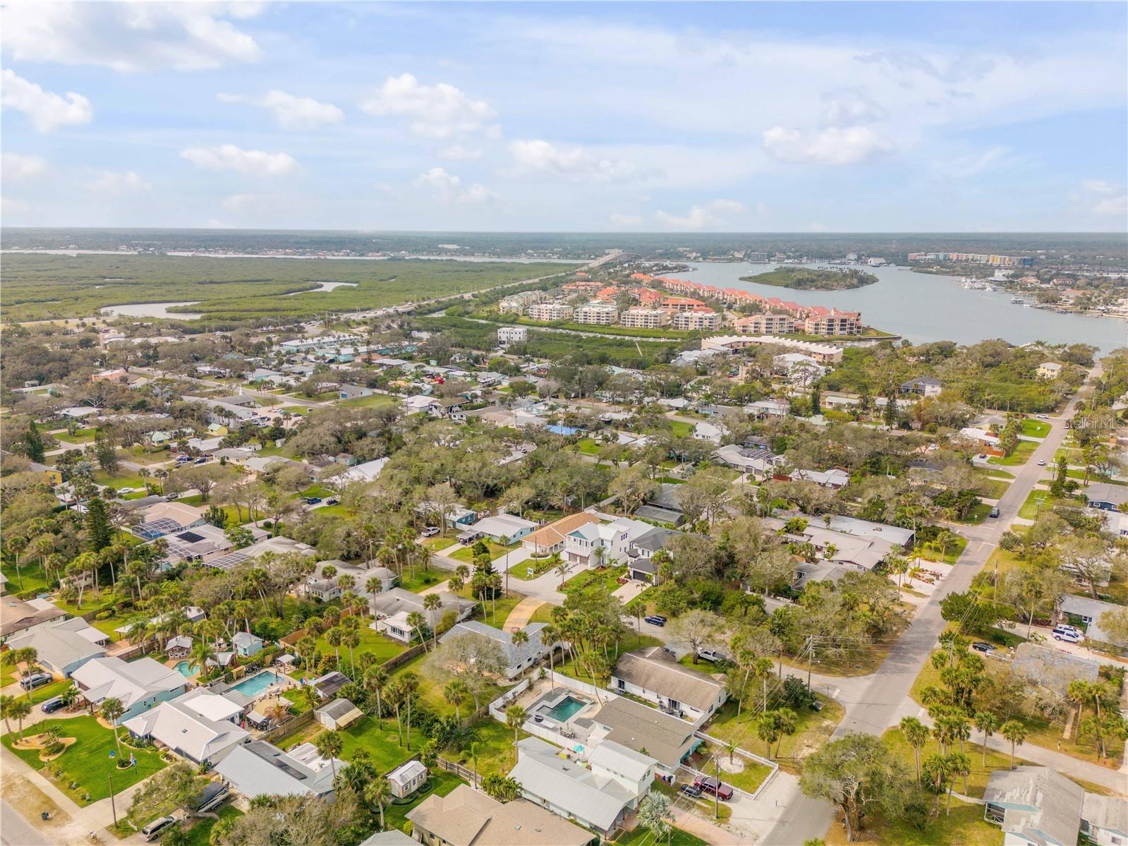606 YUPON AVE, NEW SMYRNA BEACH, FL, 32169