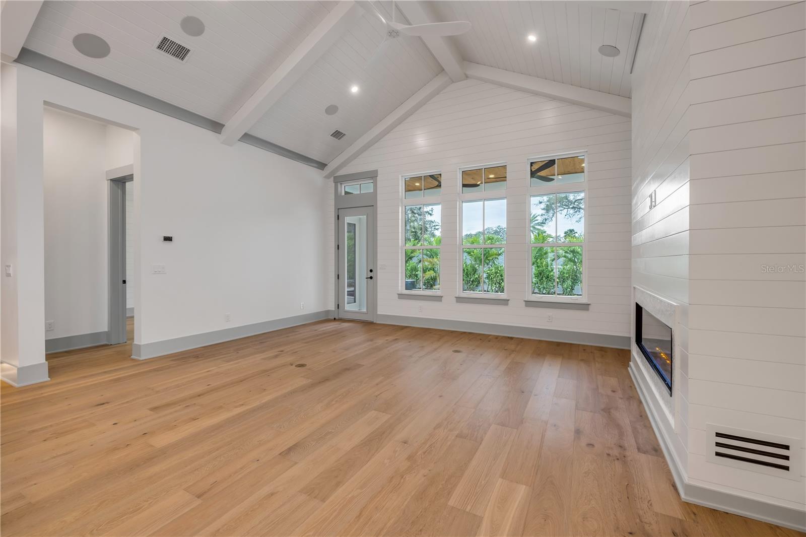 606 YUPON AVE, NEW SMYRNA BEACH, FL, 32169