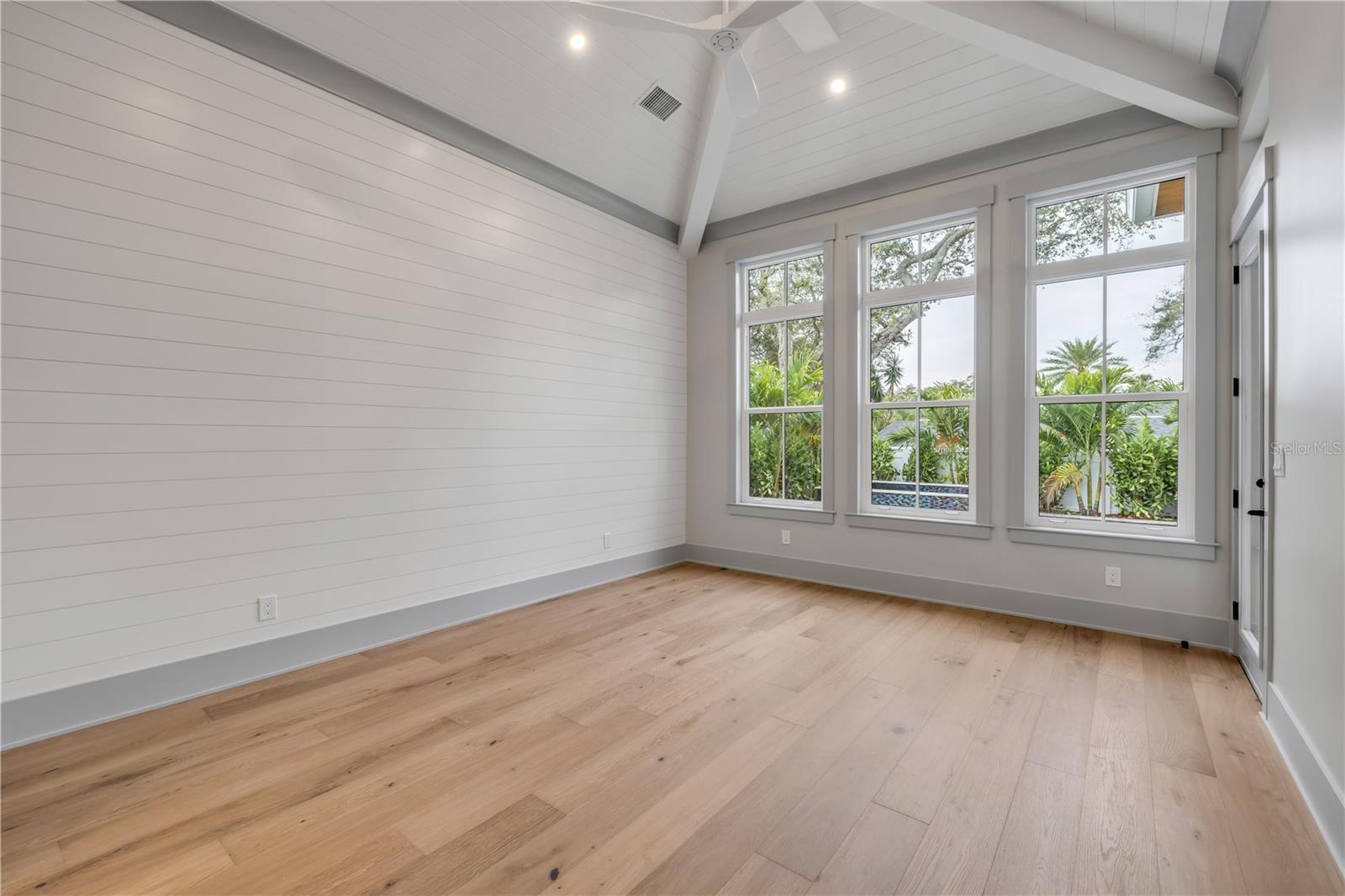 606 YUPON AVE, NEW SMYRNA BEACH, FL, 32169