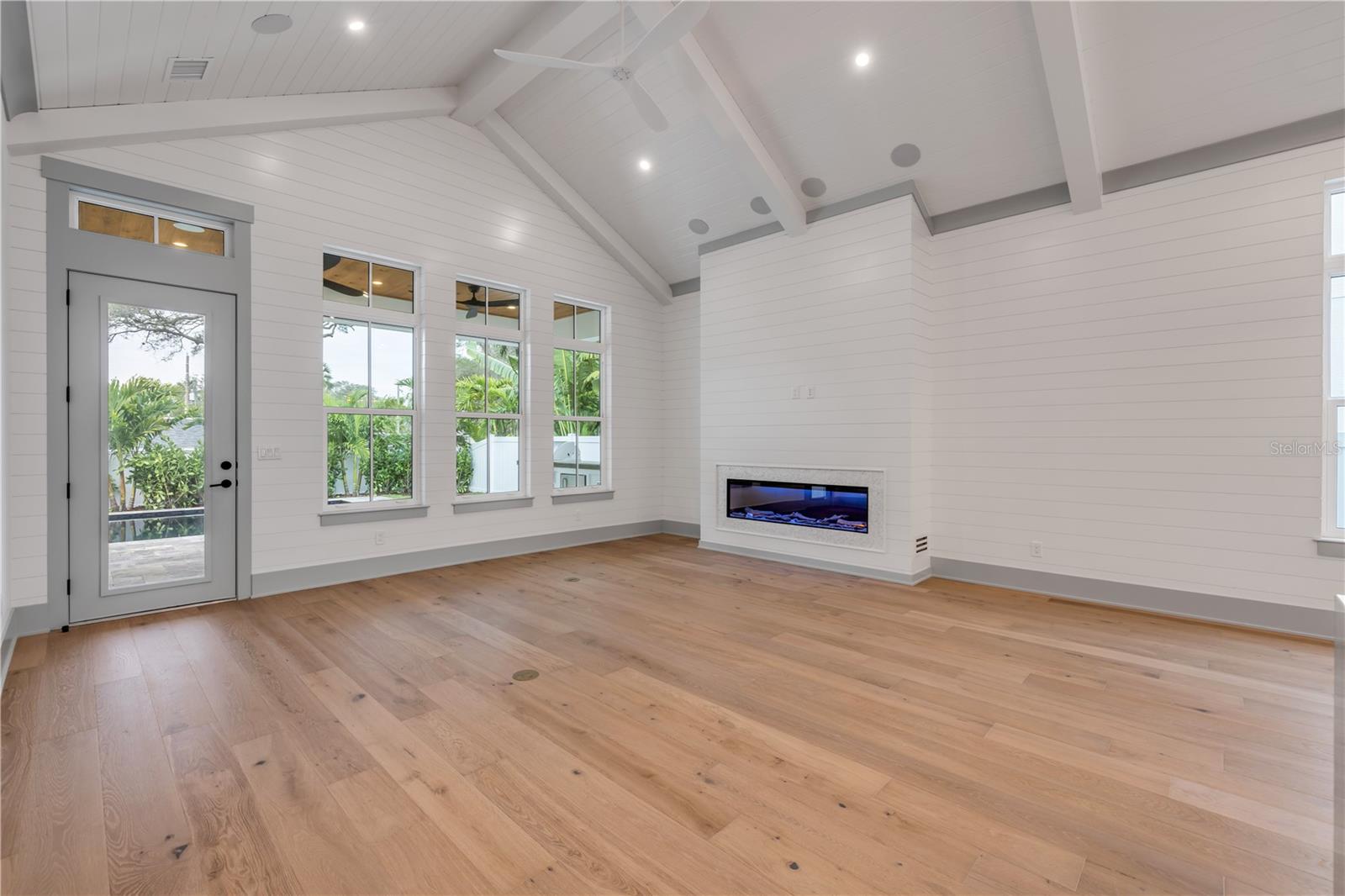 606 YUPON AVE, NEW SMYRNA BEACH, FL, 32169