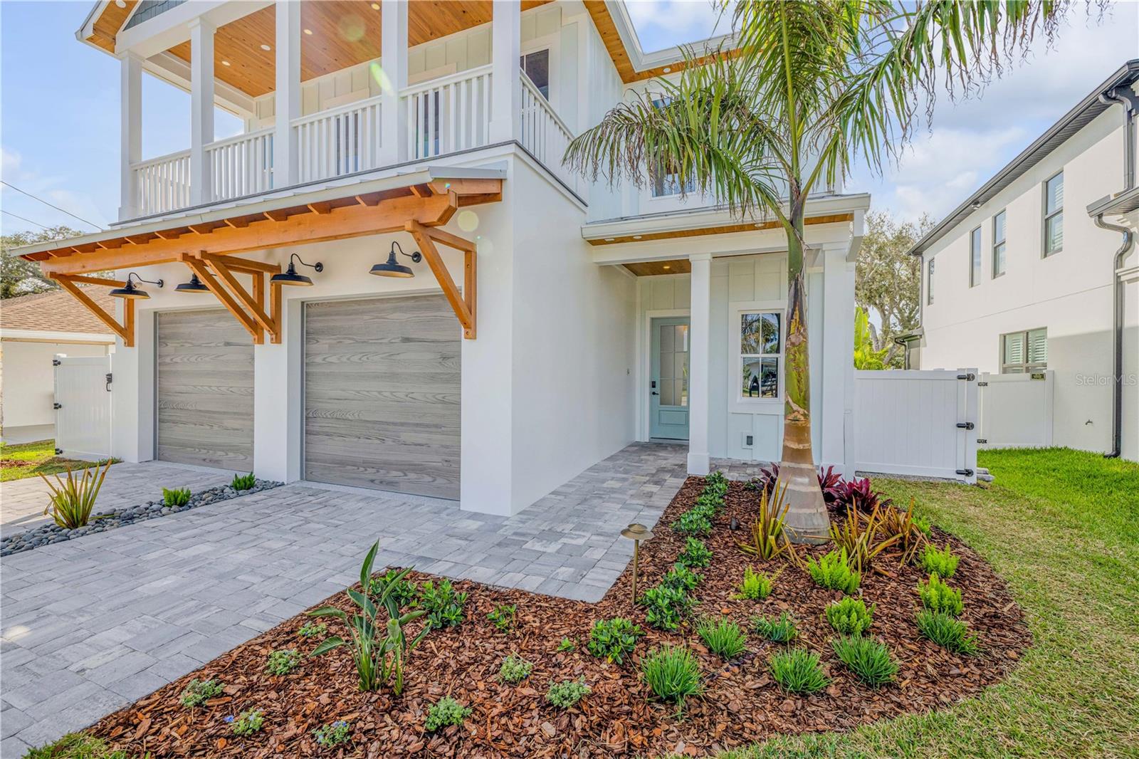 606 YUPON AVE, NEW SMYRNA BEACH, FL, 32169