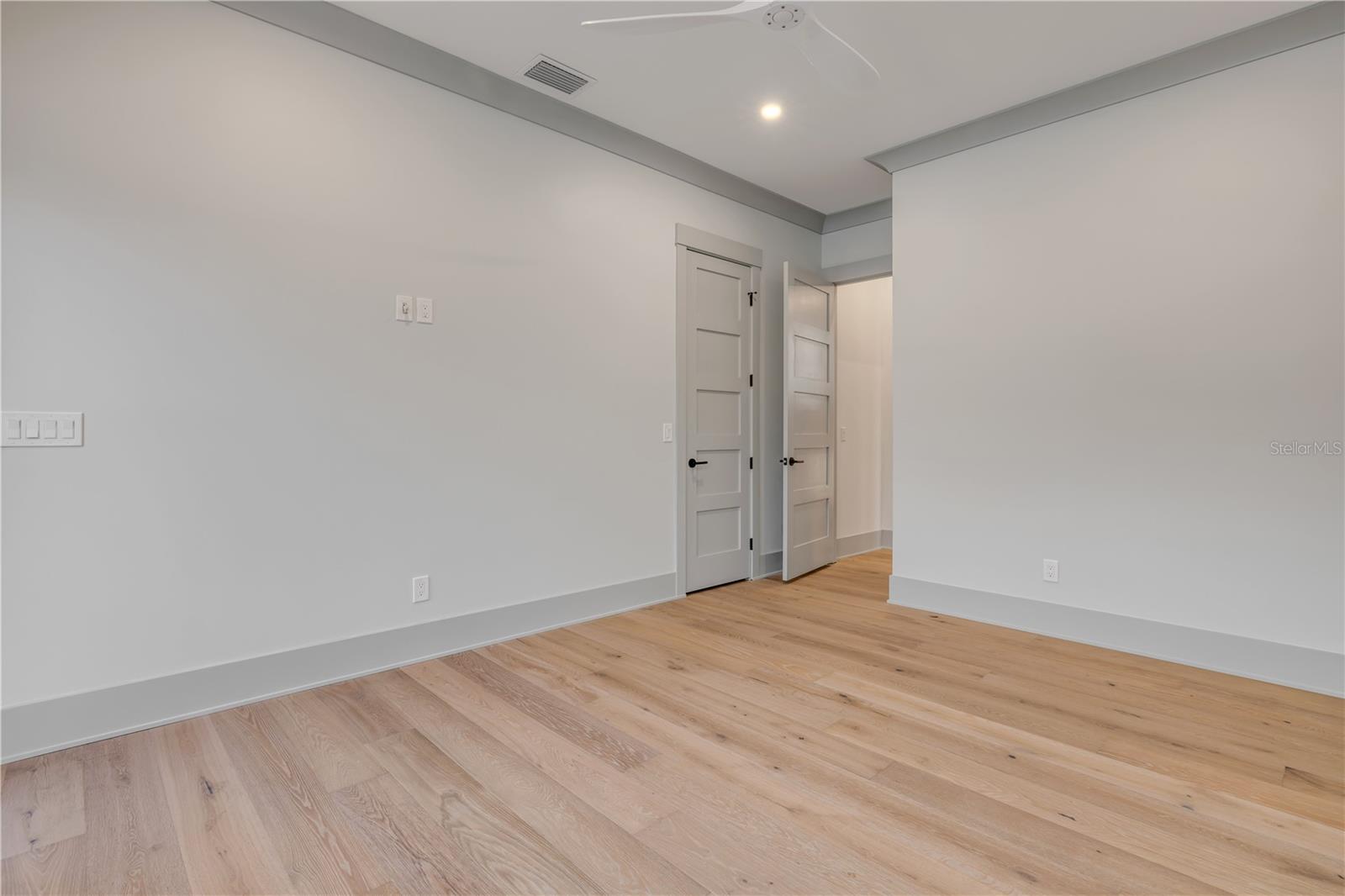 606 YUPON AVE, NEW SMYRNA BEACH, FL, 32169