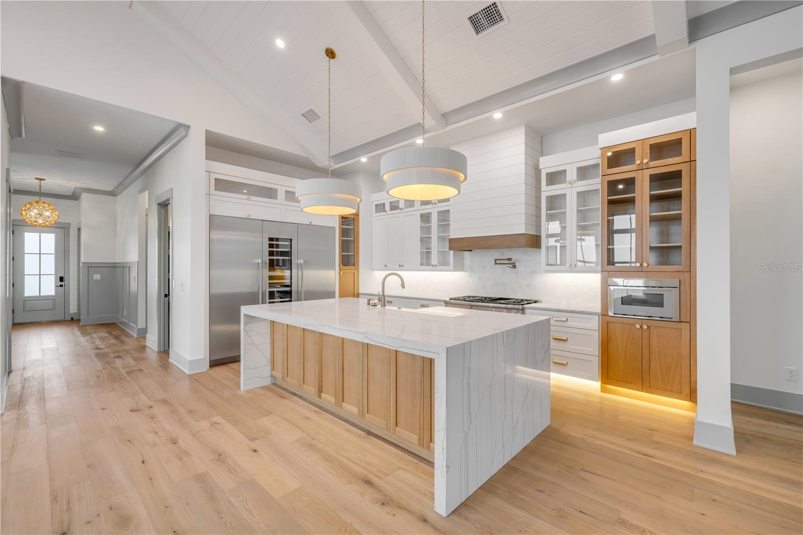606 YUPON AVE, NEW SMYRNA BEACH, FL, 32169