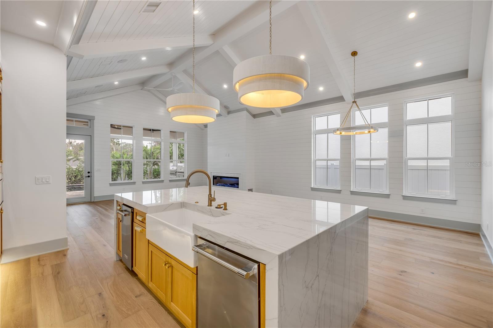 606 YUPON AVE, NEW SMYRNA BEACH, FL, 32169