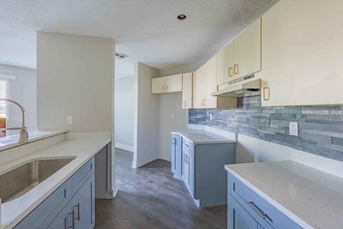 2540 WOODGATE BLVD #106, ORLANDO, FL, 32822