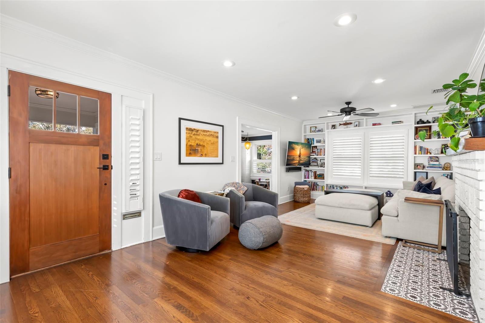 140 16TH AVE NE, ST PETERSBURG, FL, 33704