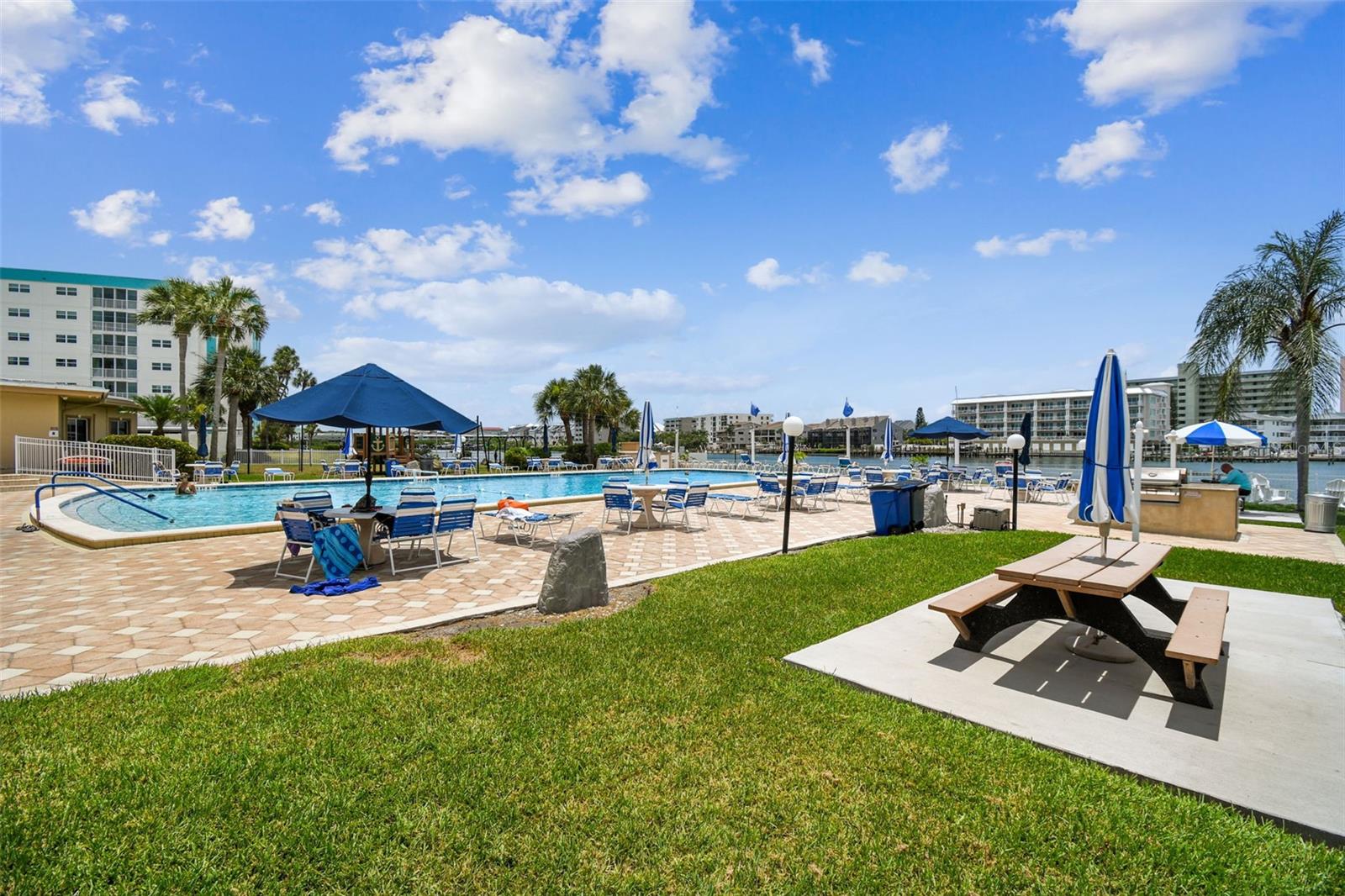 14834 CROWN DR, LARGO, FL, 33774