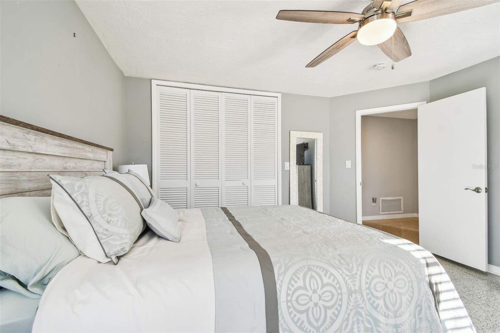 14834 CROWN DR, LARGO, FL, 33774