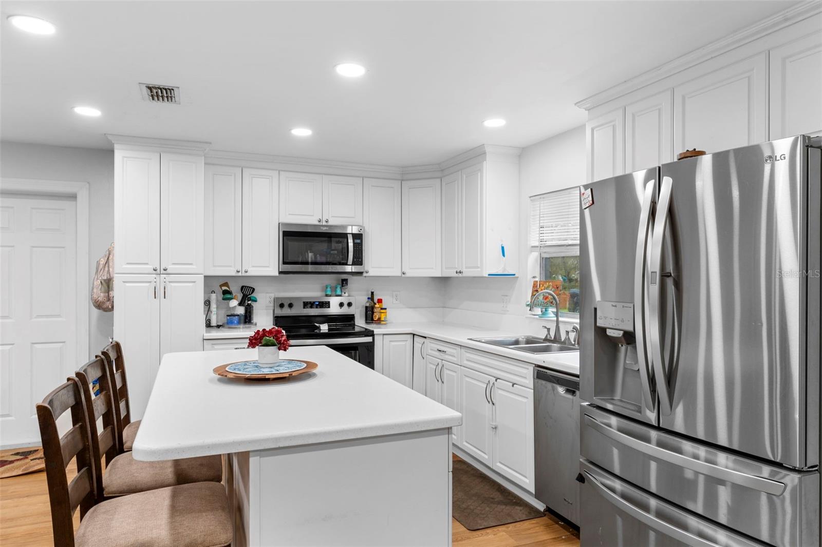 3325 DOVE LN, MULBERRY, FL, 33860