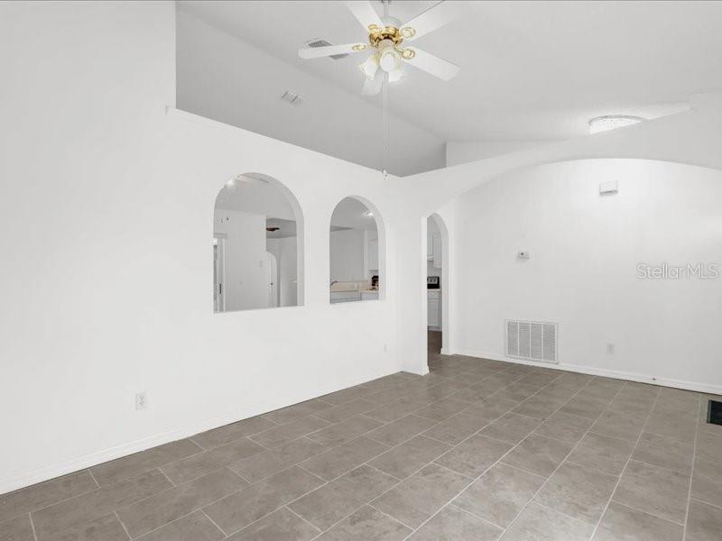 607 BASINGSTOKE CT, KISSIMMEE, FL, 34758