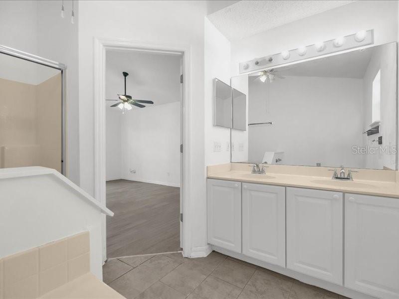 607 BASINGSTOKE CT, KISSIMMEE, FL, 34758