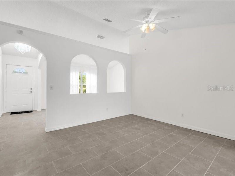 607 BASINGSTOKE CT, KISSIMMEE, FL, 34758
