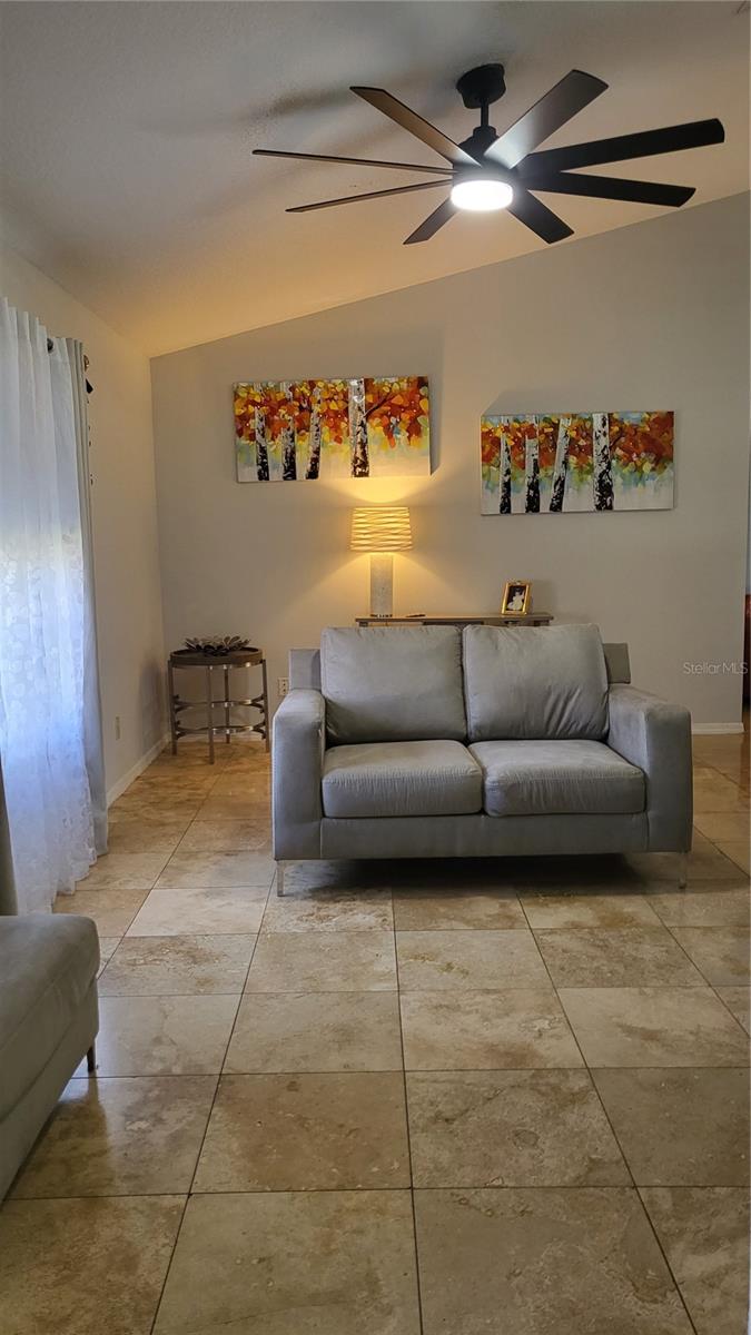 272 LOMA BONITA DR, DAVENPORT, FL, 33837