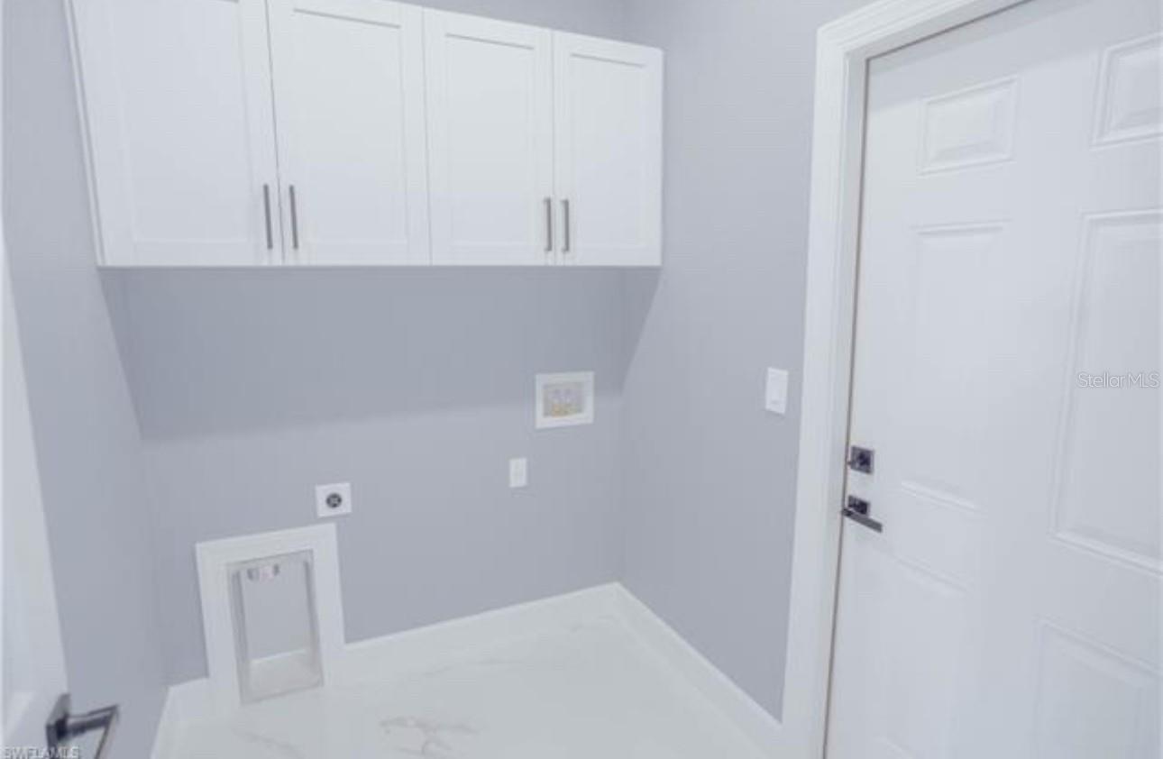816 FREDERICK REID ST E, LEHIGH ACRES, FL, 33974
