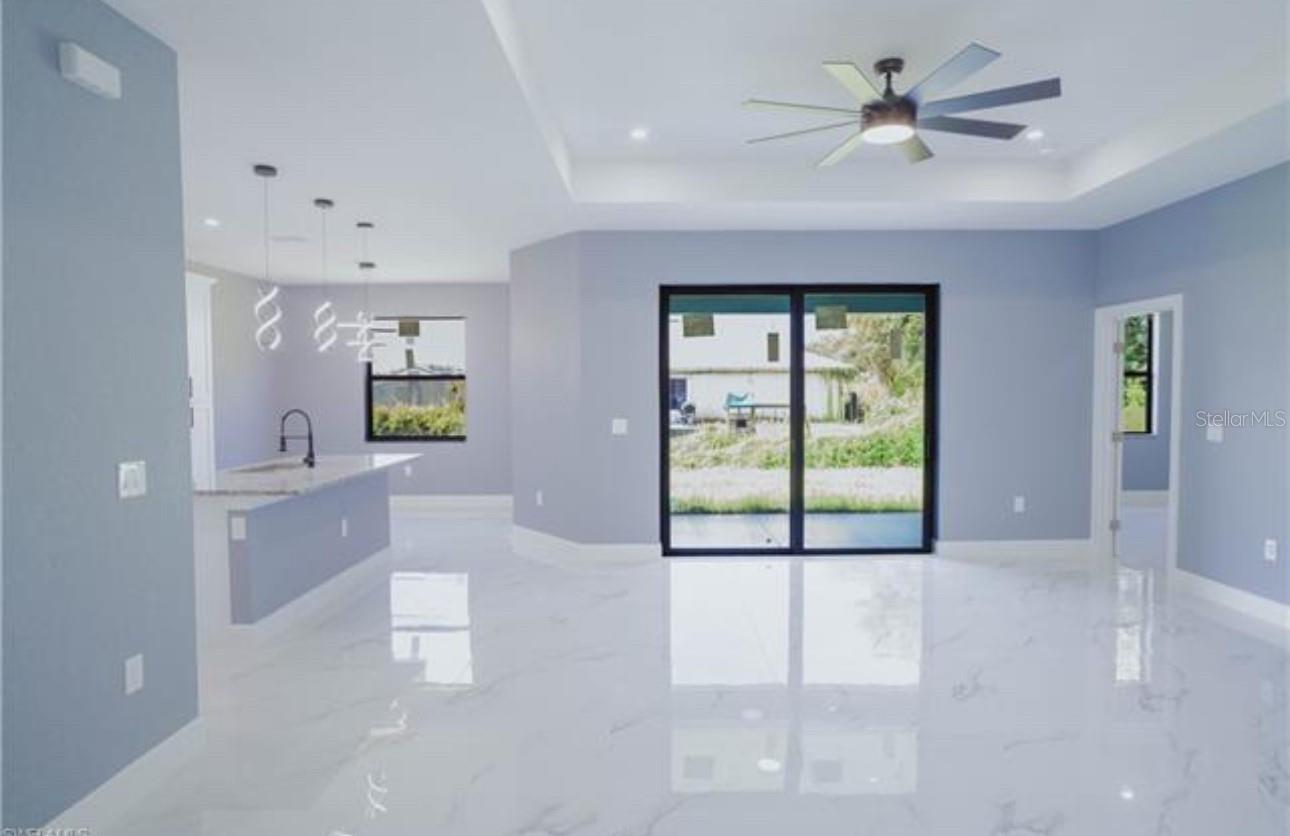 816 FREDERICK REID ST E, LEHIGH ACRES, FL, 33974