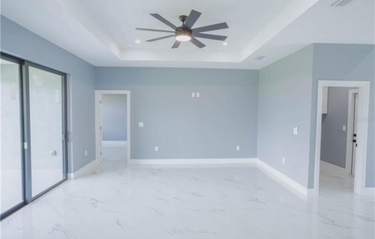 816 FREDERICK REID ST E, LEHIGH ACRES, FL, 33974