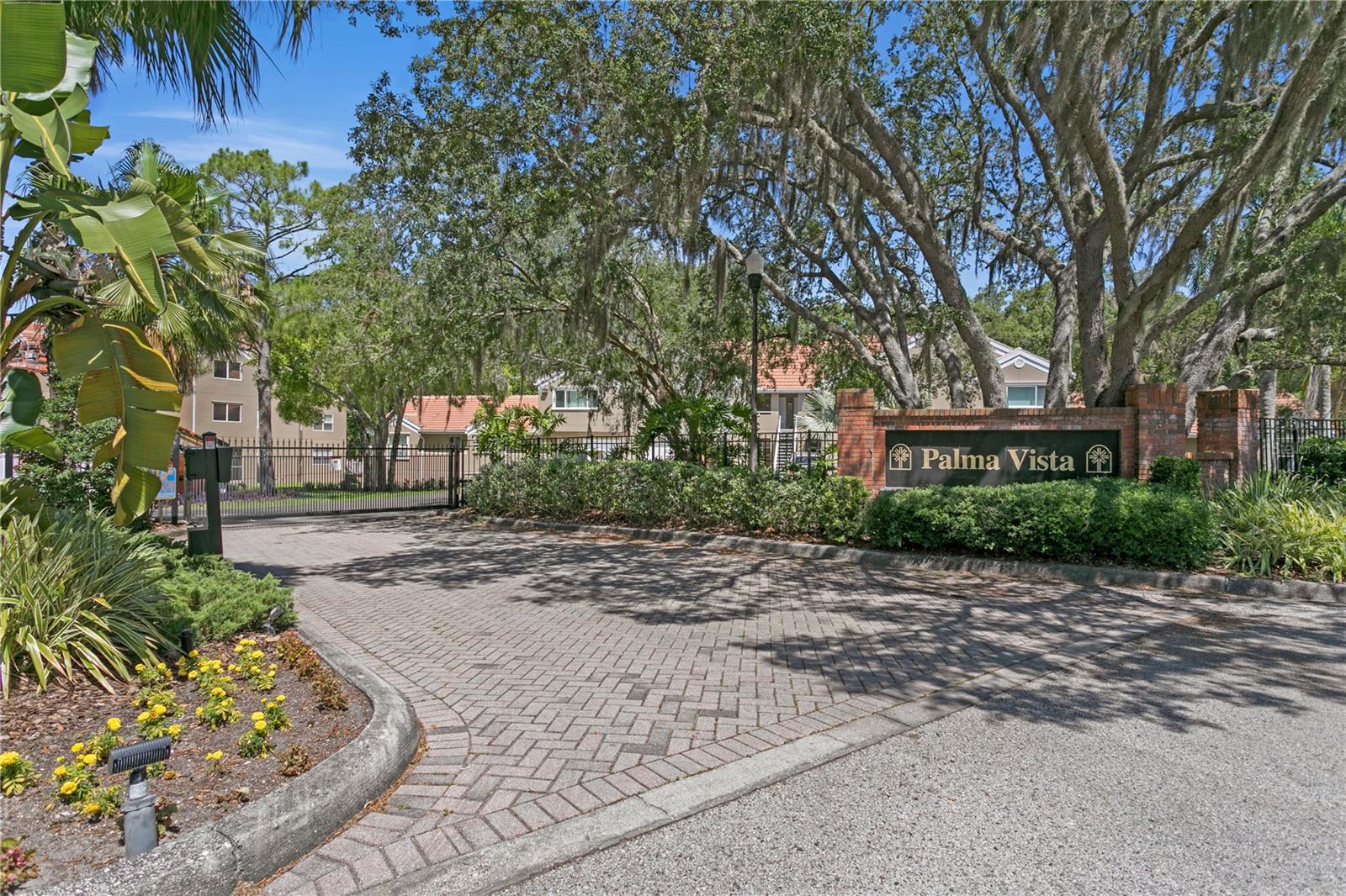 15215 AMBERLY DR #1004, TAMPA, FL, 33647