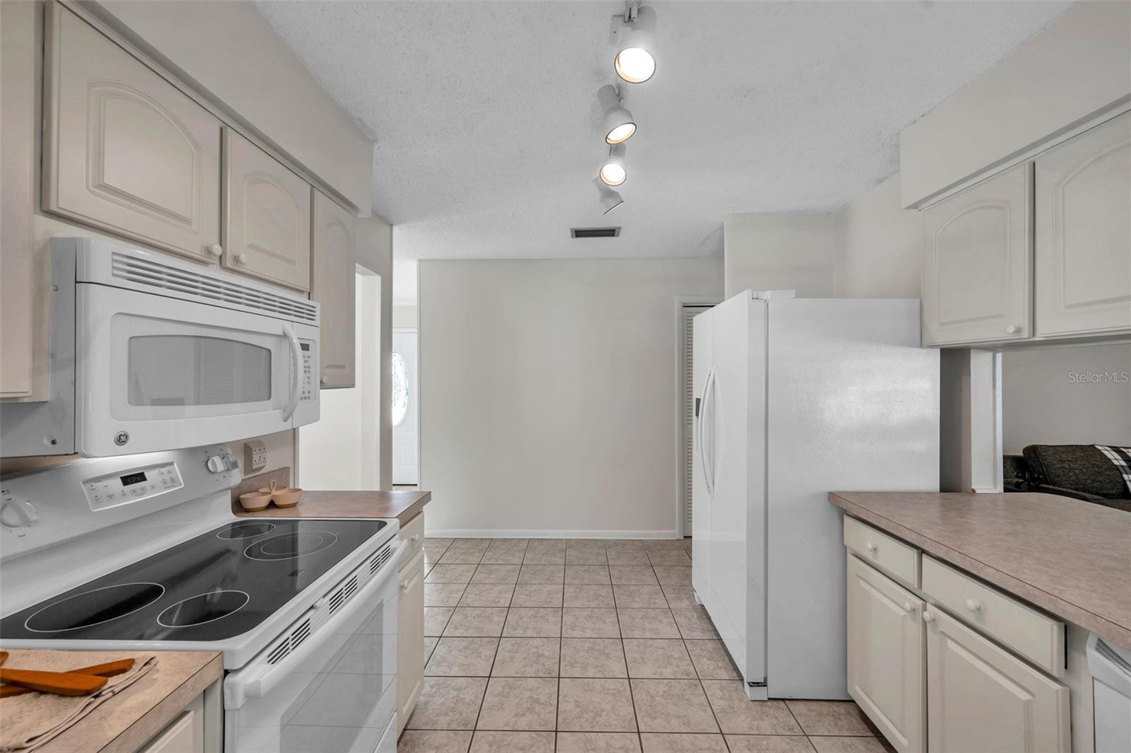 1707 SUNNYHILLS DR, BRANDON, FL, 33510