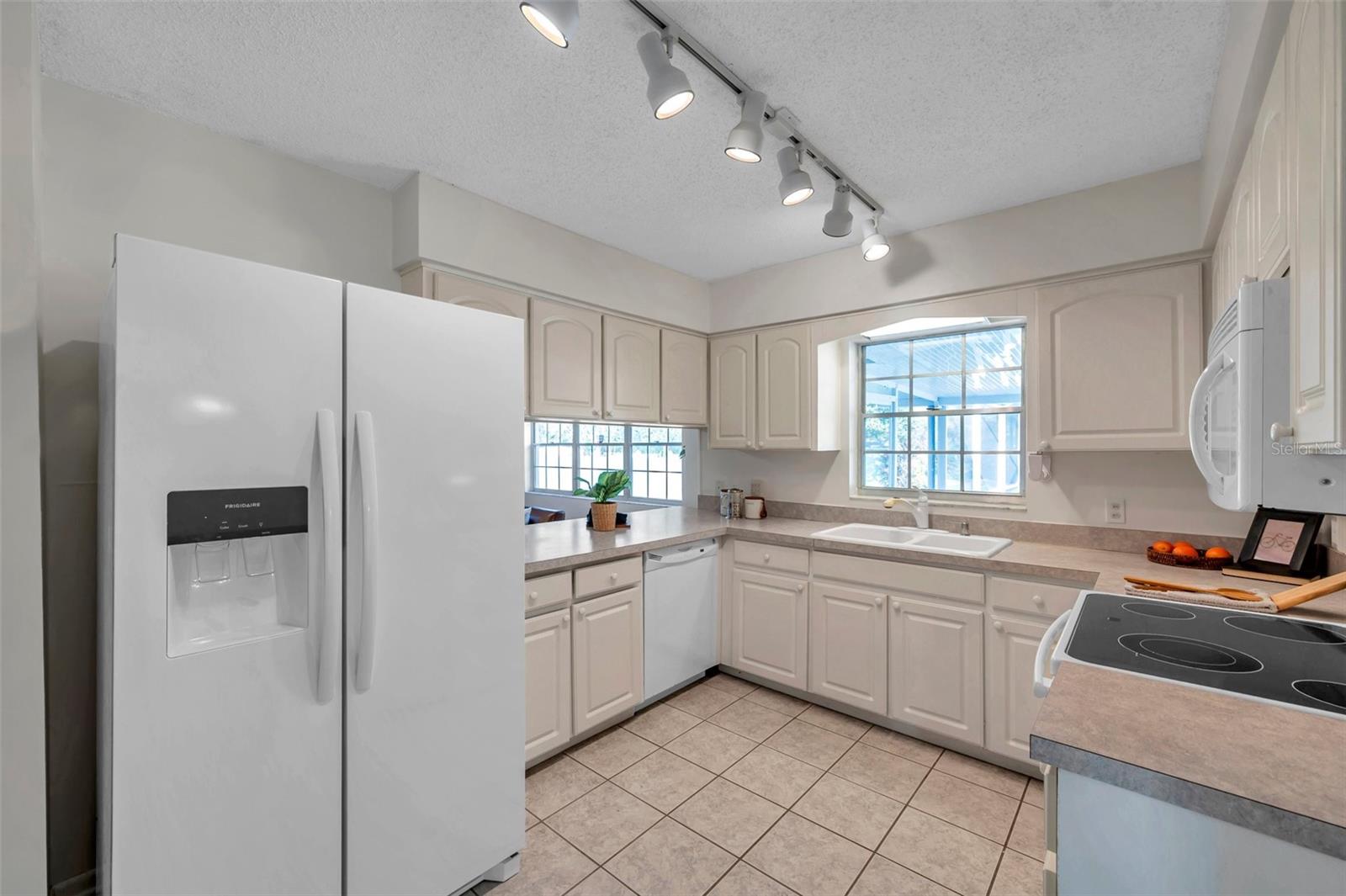 1707 SUNNYHILLS DR, BRANDON, FL, 33510
