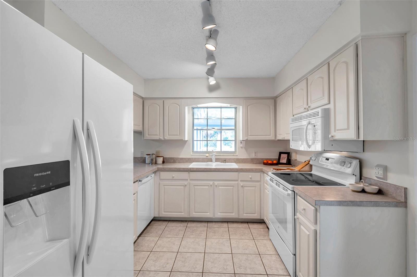 1707 SUNNYHILLS DR, BRANDON, FL, 33510