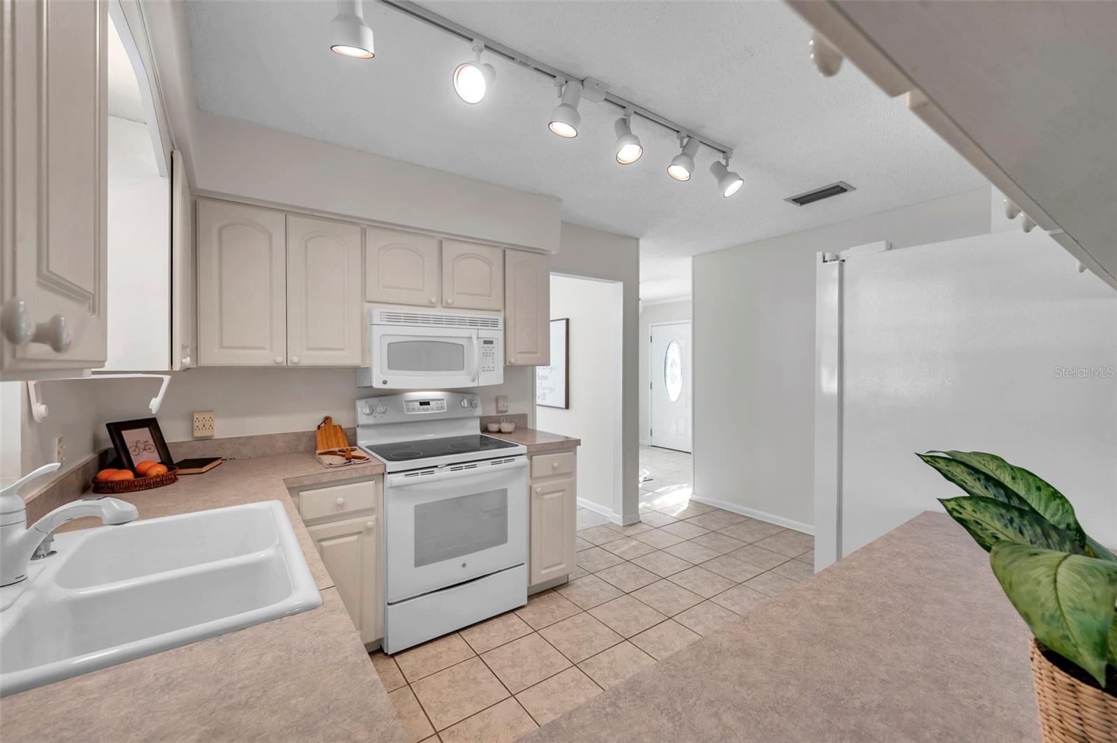 1707 SUNNYHILLS DR, BRANDON, FL, 33510
