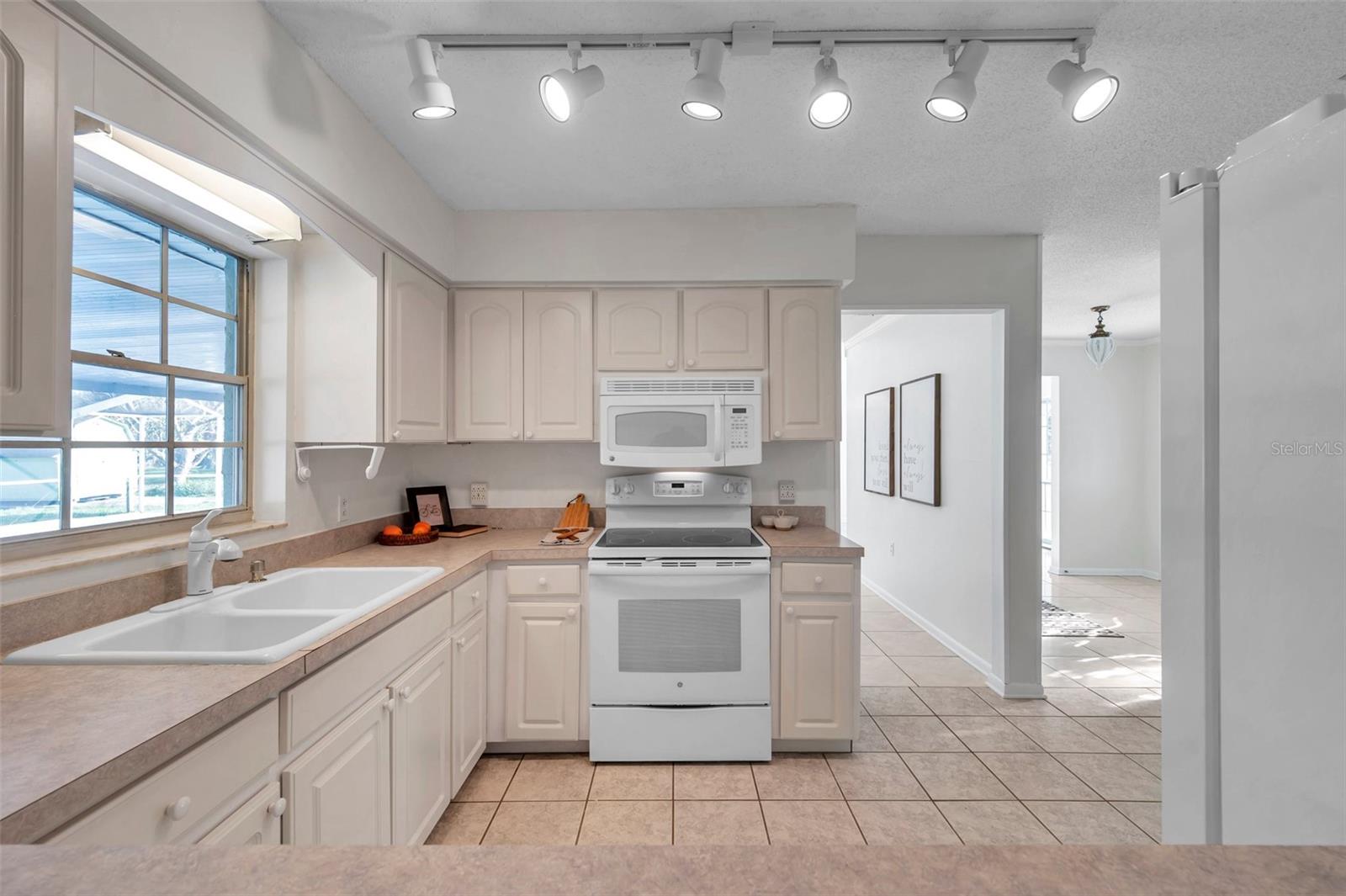 1707 SUNNYHILLS DR, BRANDON, FL, 33510