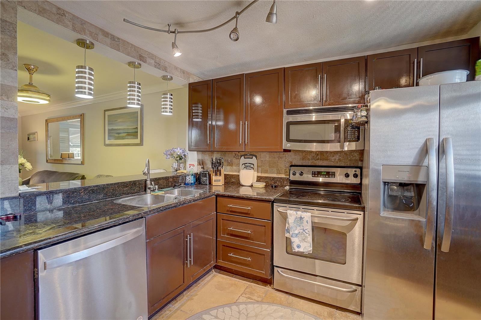 1905 OYSTER CATCHER LN #911, CLEARWATER, FL, 33762