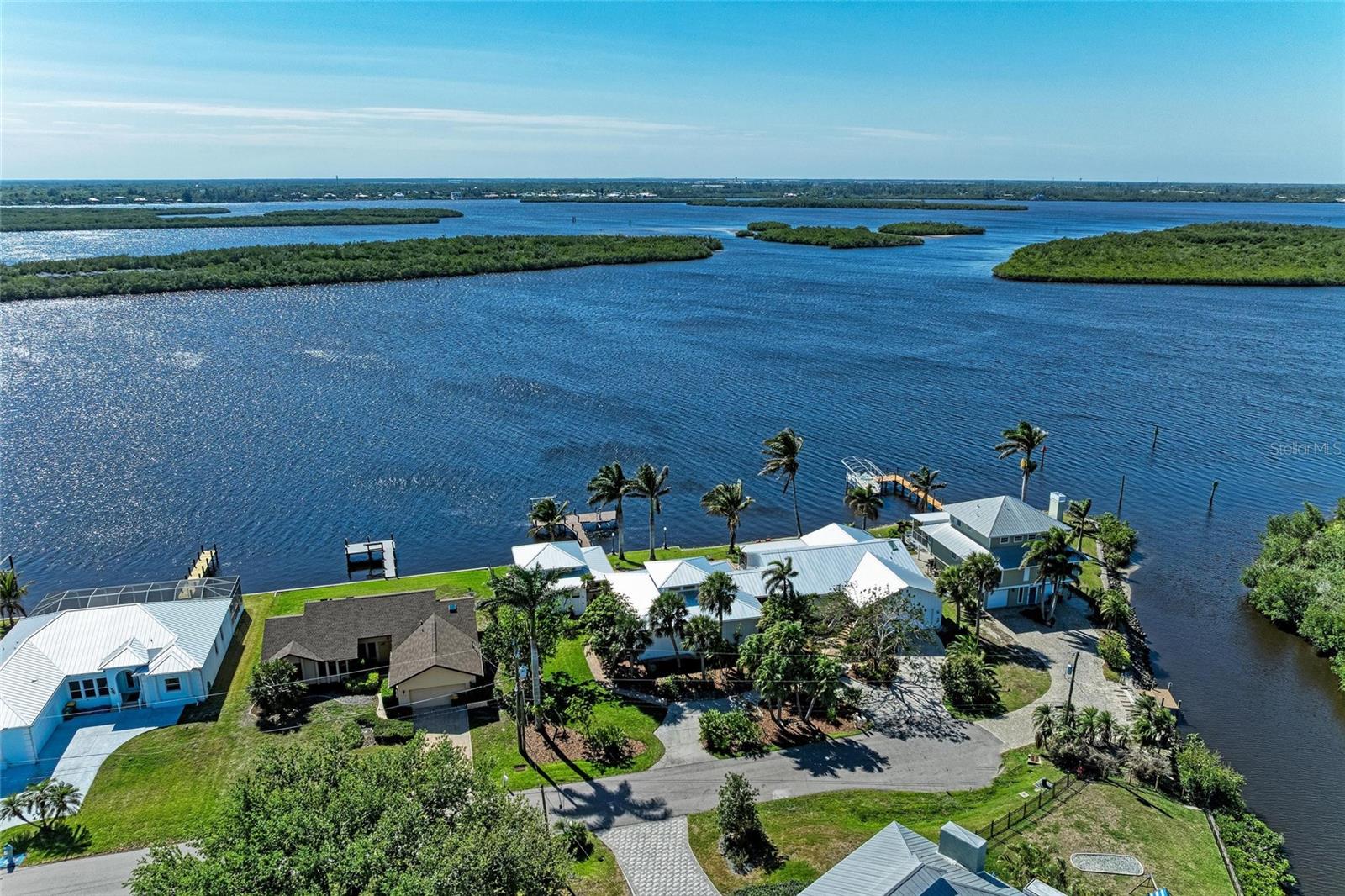 3790 PEACE RIVER DR, PUNTA GORDA, FL, 33983