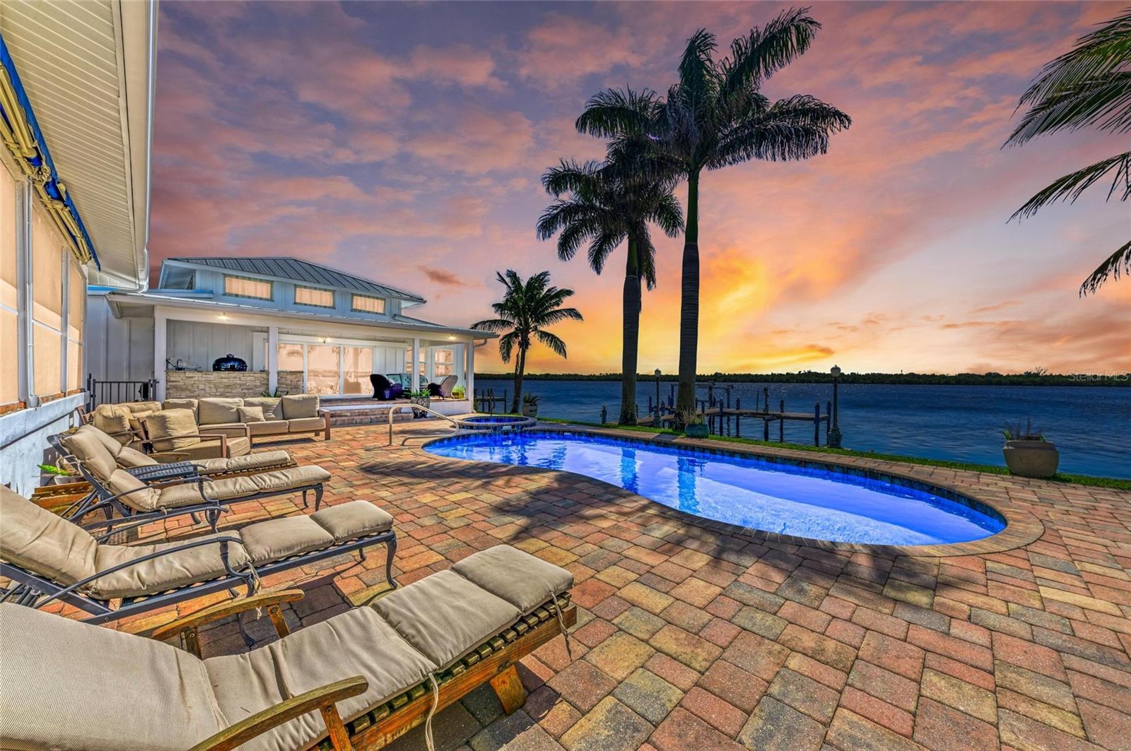 3790 PEACE RIVER DR, PUNTA GORDA, FL, 33983