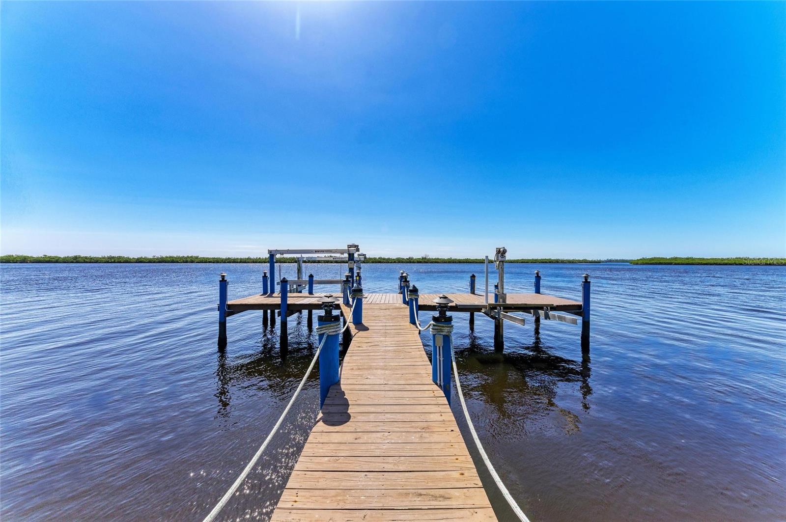 3790 PEACE RIVER DR, PUNTA GORDA, FL, 33983