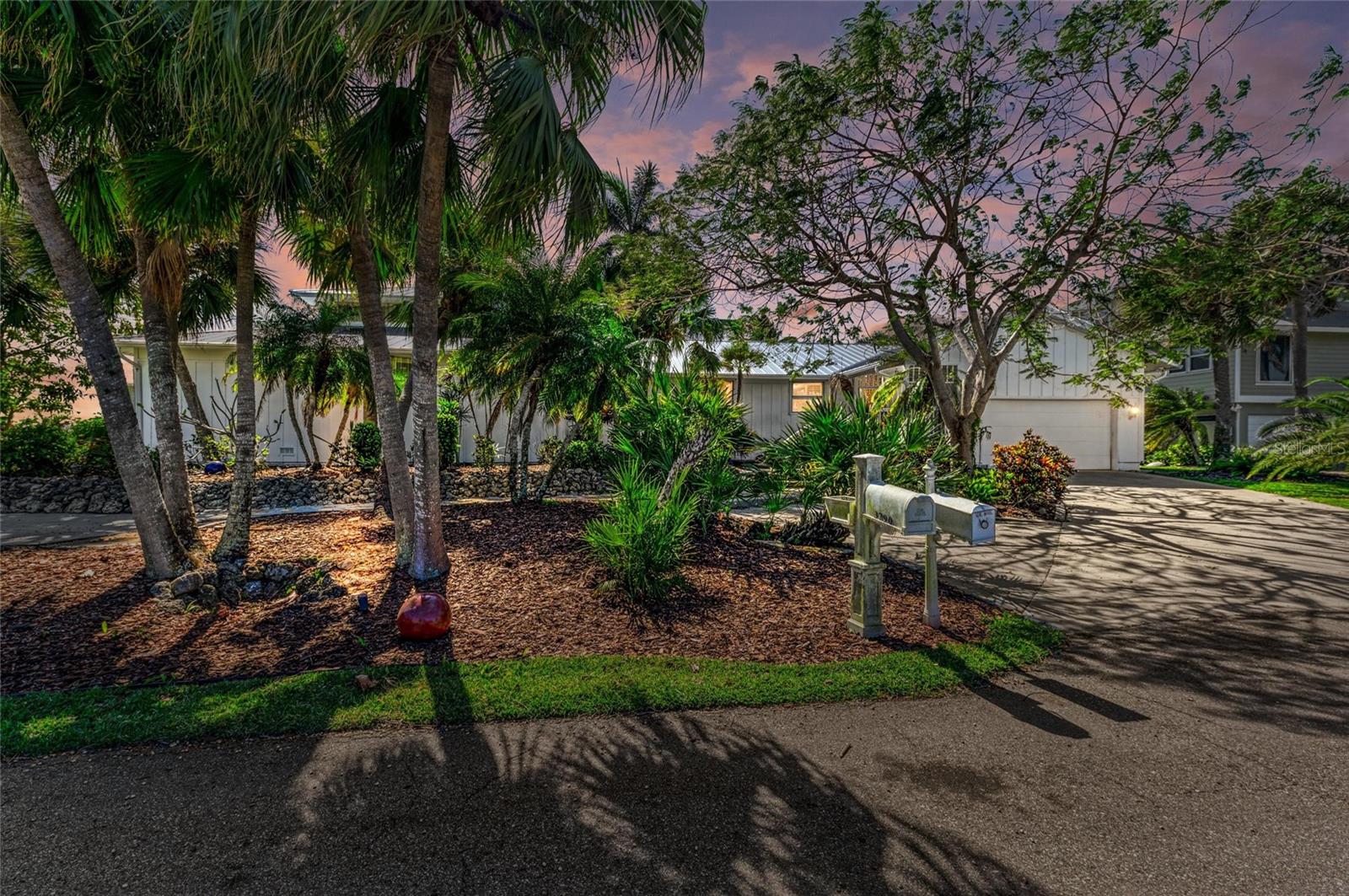 3790 PEACE RIVER DR, PUNTA GORDA, FL, 33983
