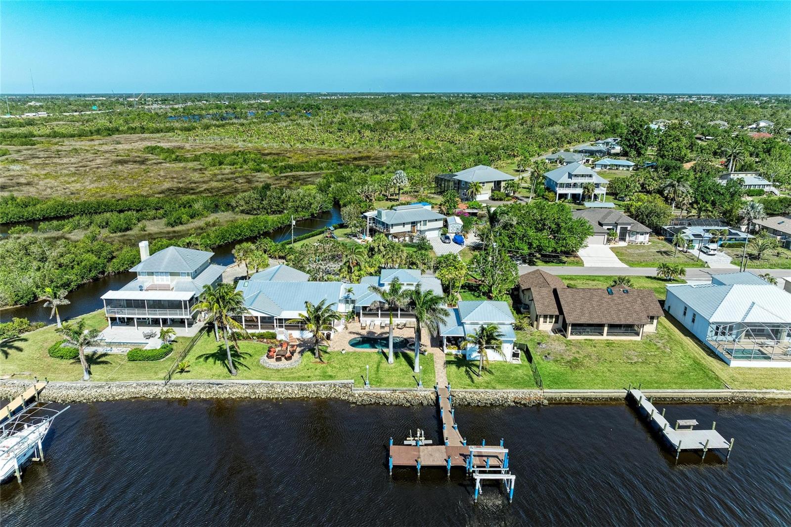 3790 PEACE RIVER DR, PUNTA GORDA, FL, 33983