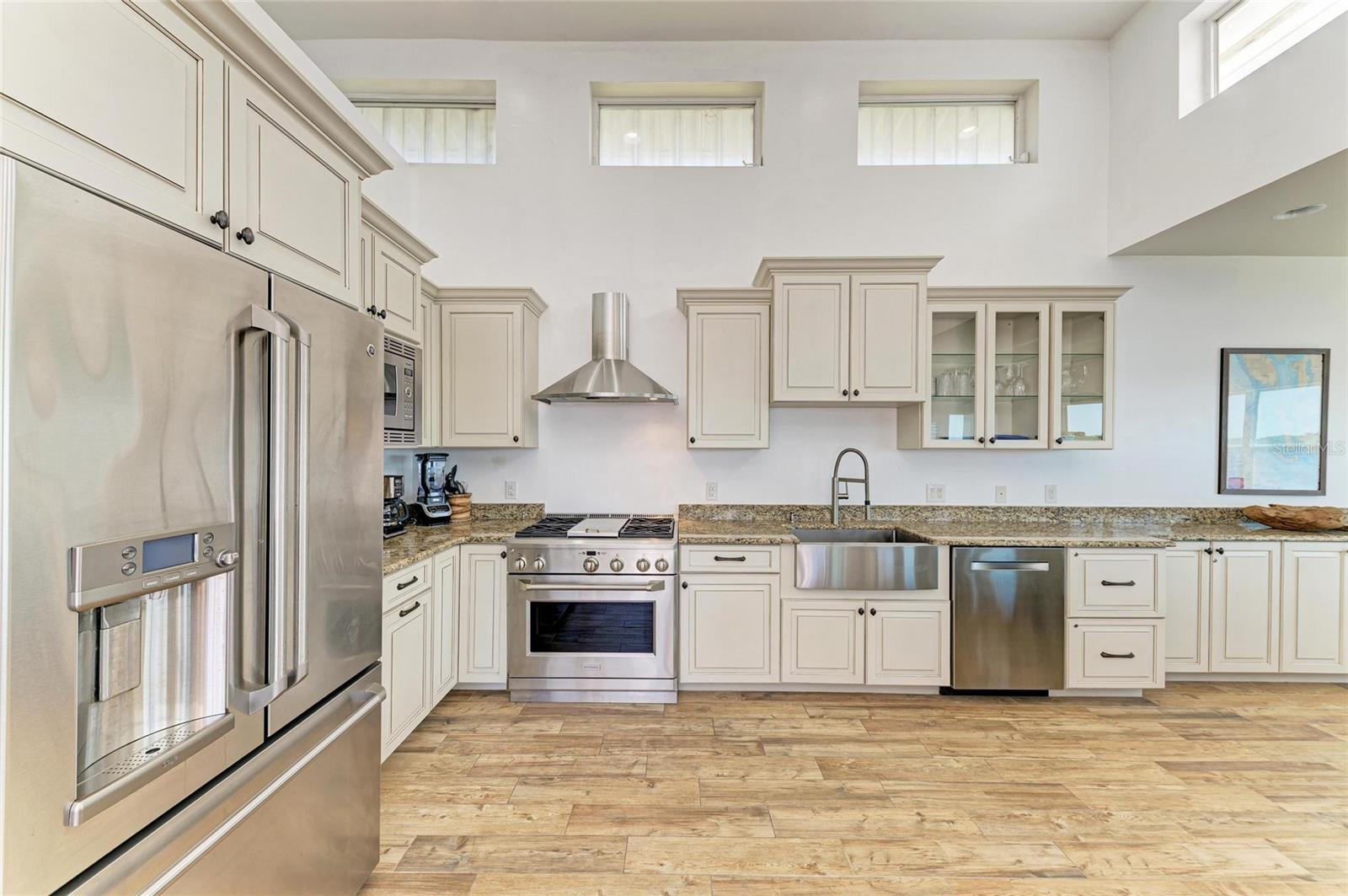 3790 PEACE RIVER DR, PUNTA GORDA, FL, 33983