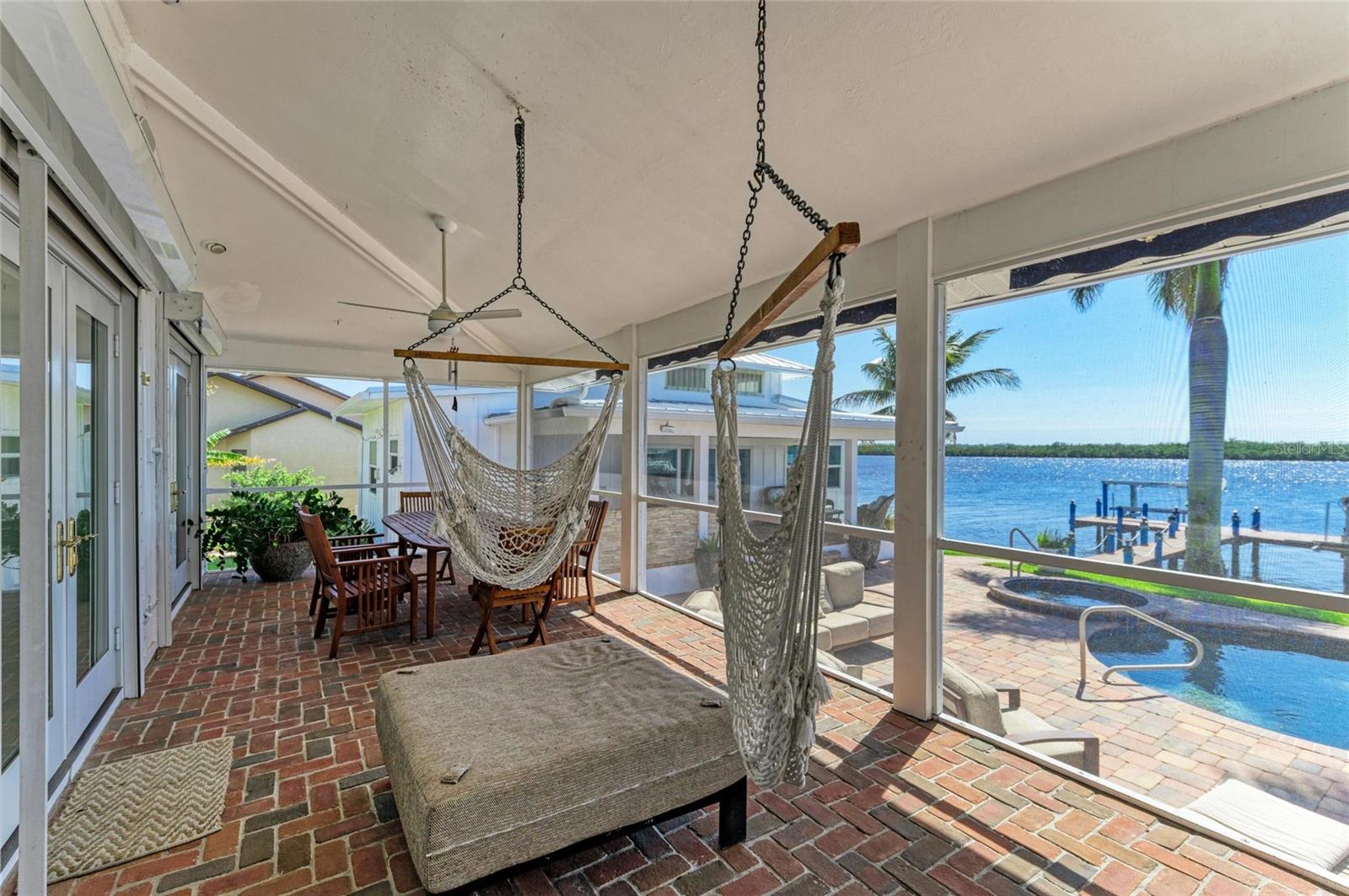3790 PEACE RIVER DR, PUNTA GORDA, FL, 33983