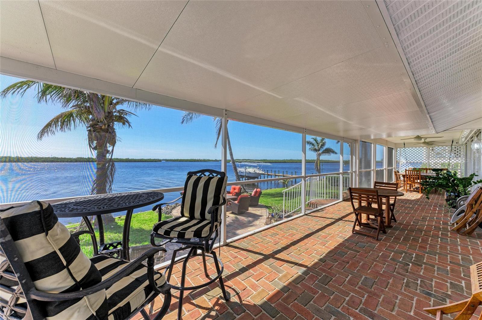 3790 PEACE RIVER DR, PUNTA GORDA, FL, 33983