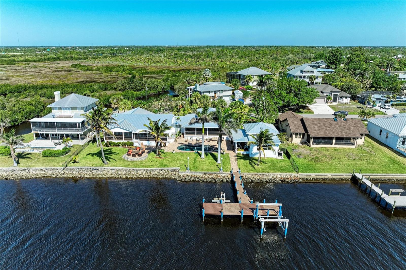 3790 PEACE RIVER DR, PUNTA GORDA, FL, 33983