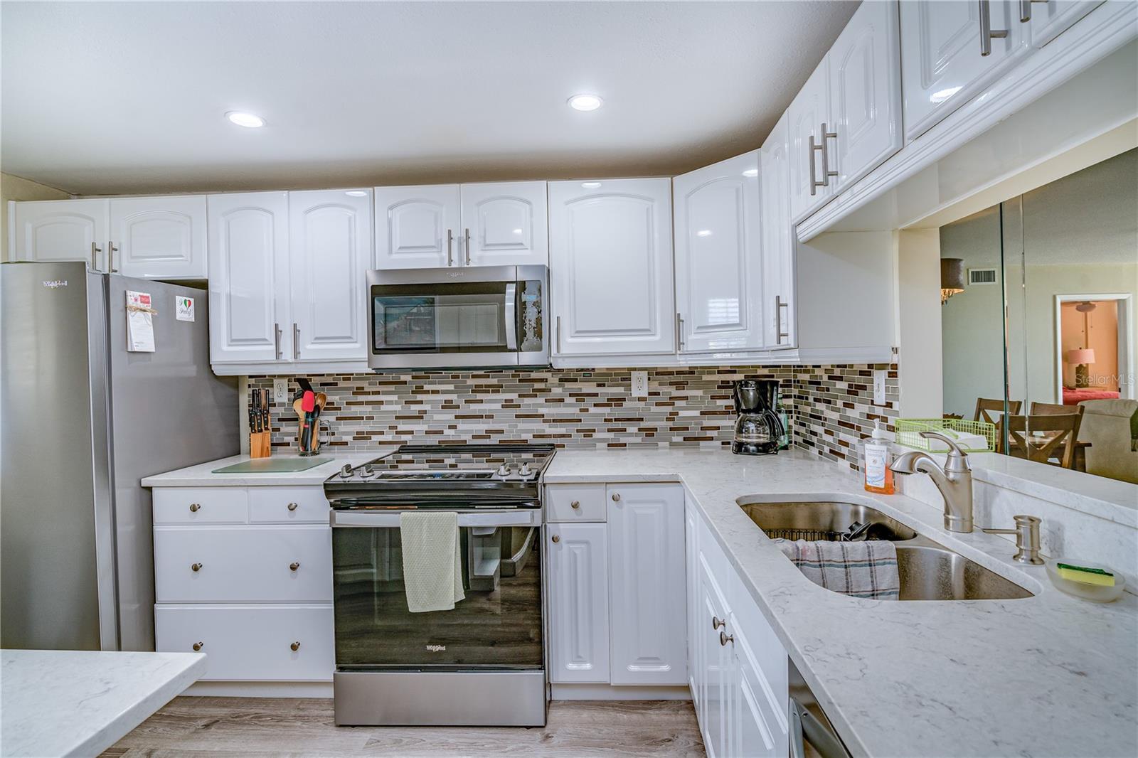 17580 GULF BLVD #302, REDINGTON SHORES, FL, 33708