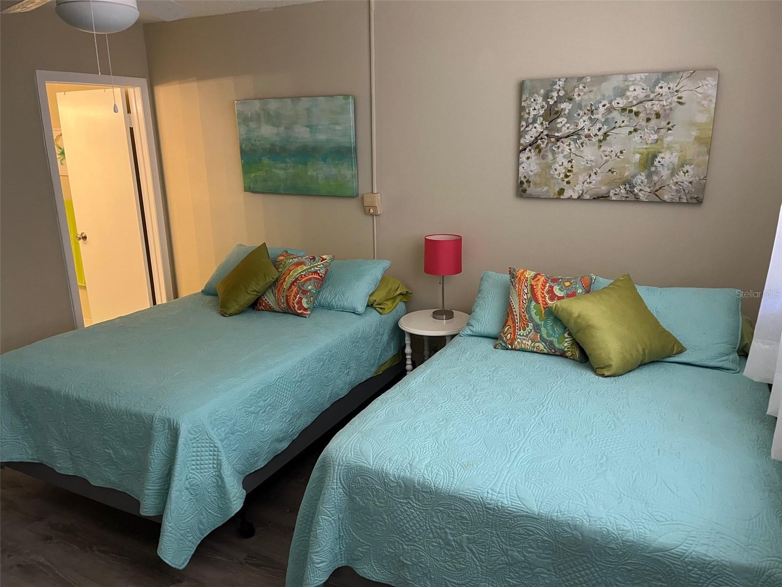 17580 GULF BLVD #302, REDINGTON SHORES, FL, 33708