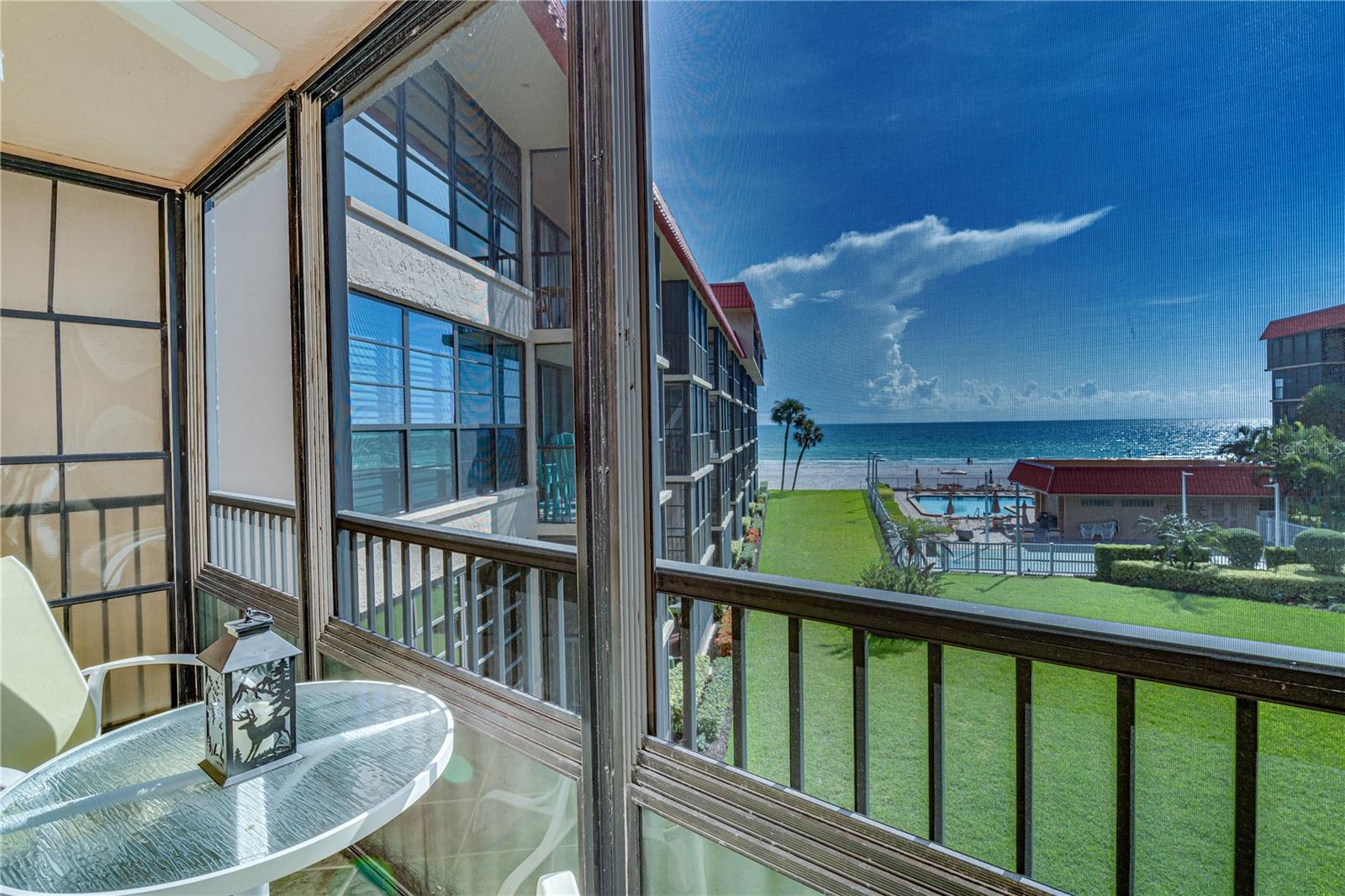 17580 GULF BLVD #302, REDINGTON SHORES, FL, 33708