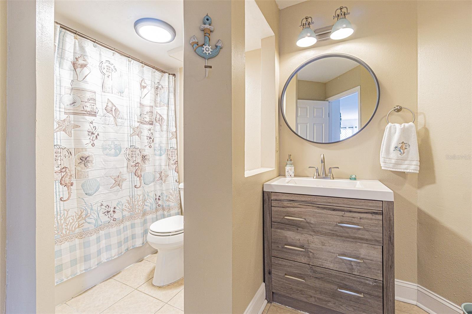 6907 STONESTHROW CIR N #2102, ST PETERSBURG, FL, 33710
