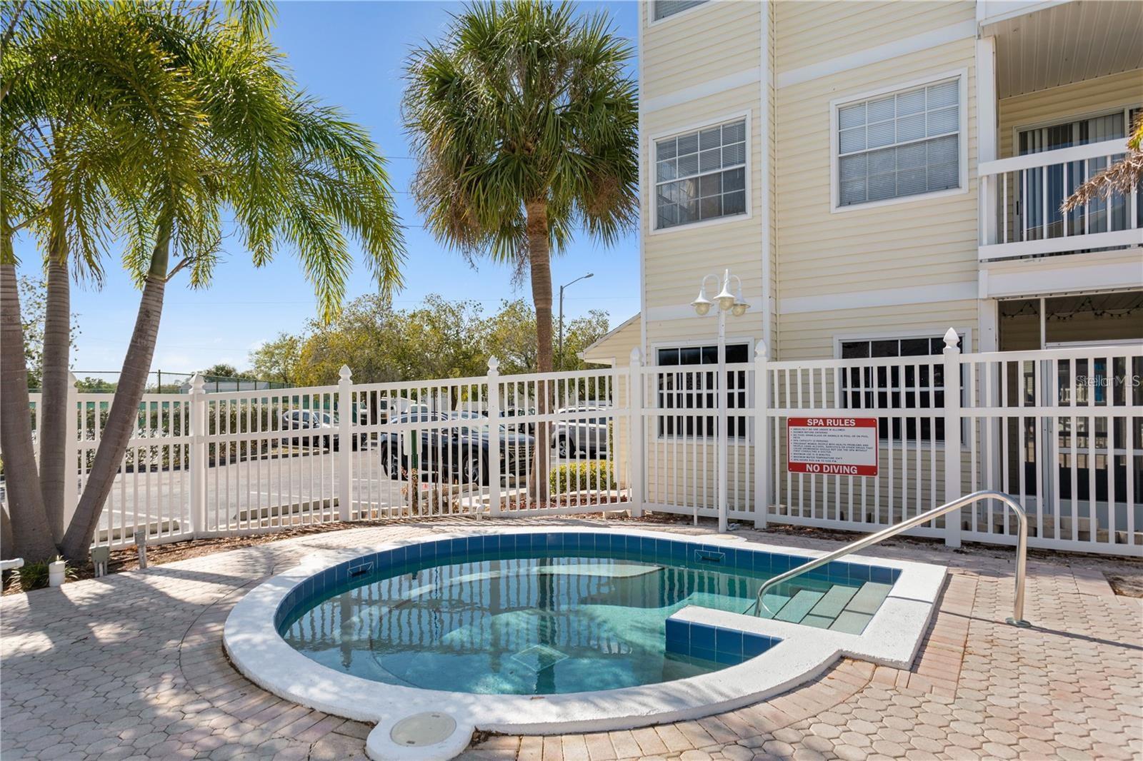 6907 STONESTHROW CIR N #2102, ST PETERSBURG, FL, 33710
