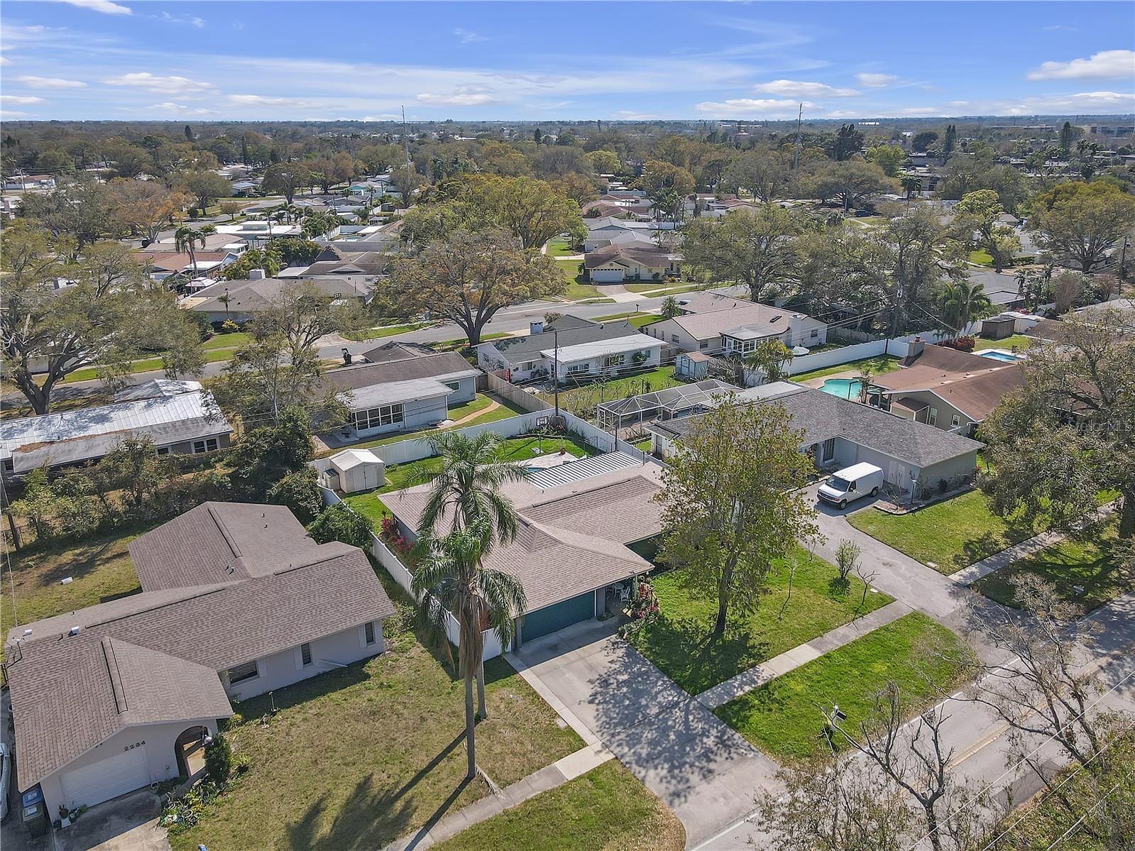2216 MCMULLEN RD, LARGO, FL, 33771