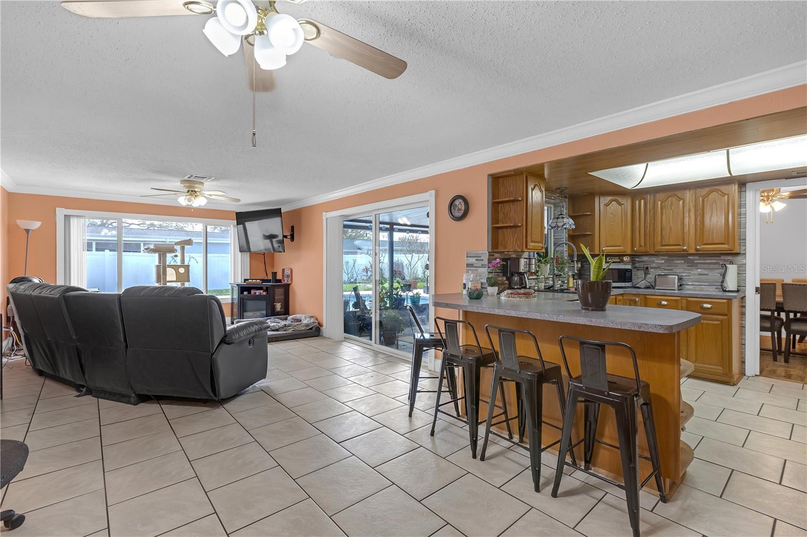 2216 MCMULLEN RD, LARGO, FL, 33771