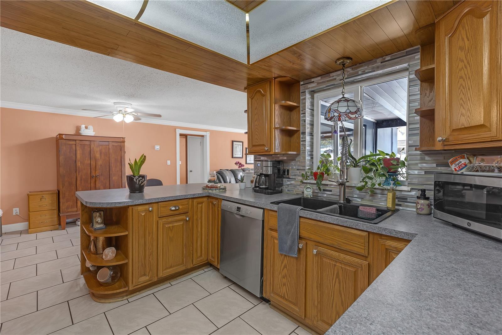 2216 MCMULLEN RD, LARGO, FL, 33771