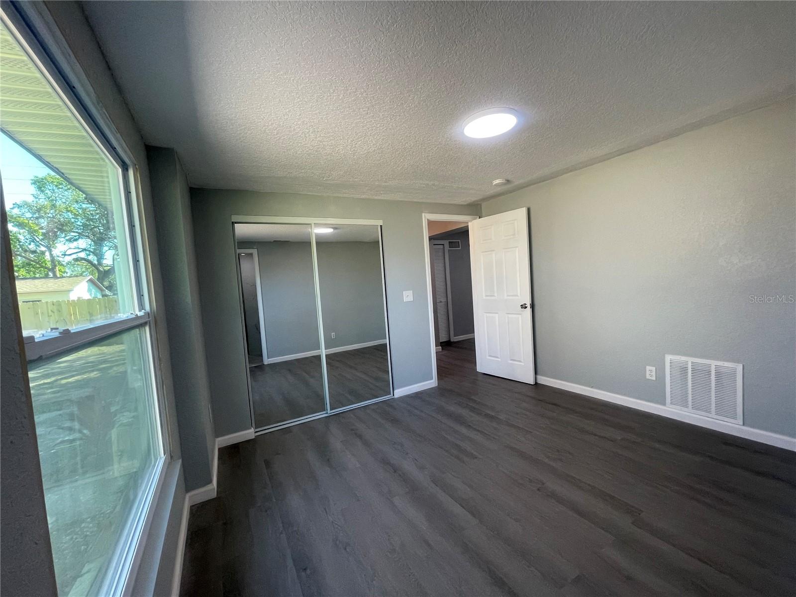 5751 94TH AVE N, PINELLAS PARK, FL, 33782