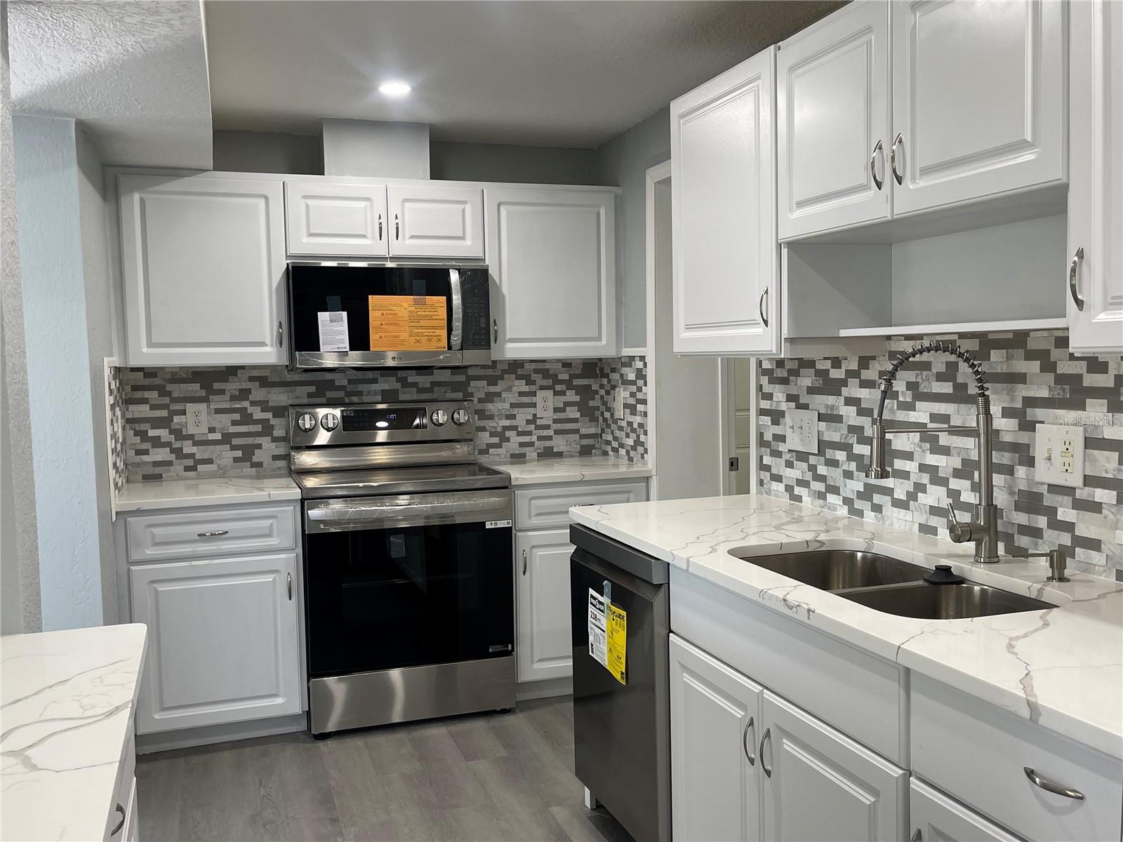 5751 94TH AVE N, PINELLAS PARK, FL, 33782