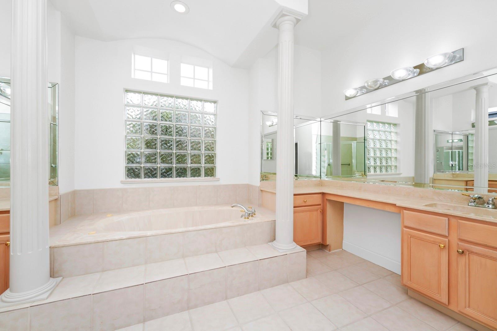 2932 BAYHEAD RUN, OVIEDO, FL, 32765