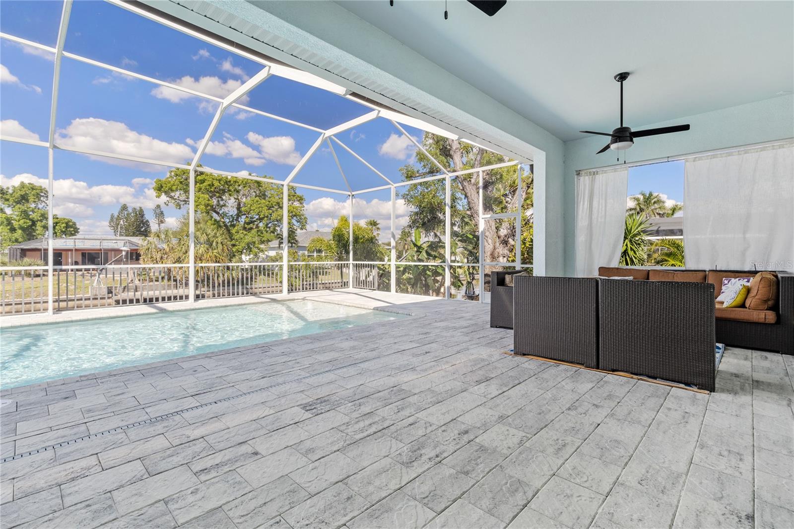 1915 OTTERSREST LN, CAPE CORAL, FL, 33990