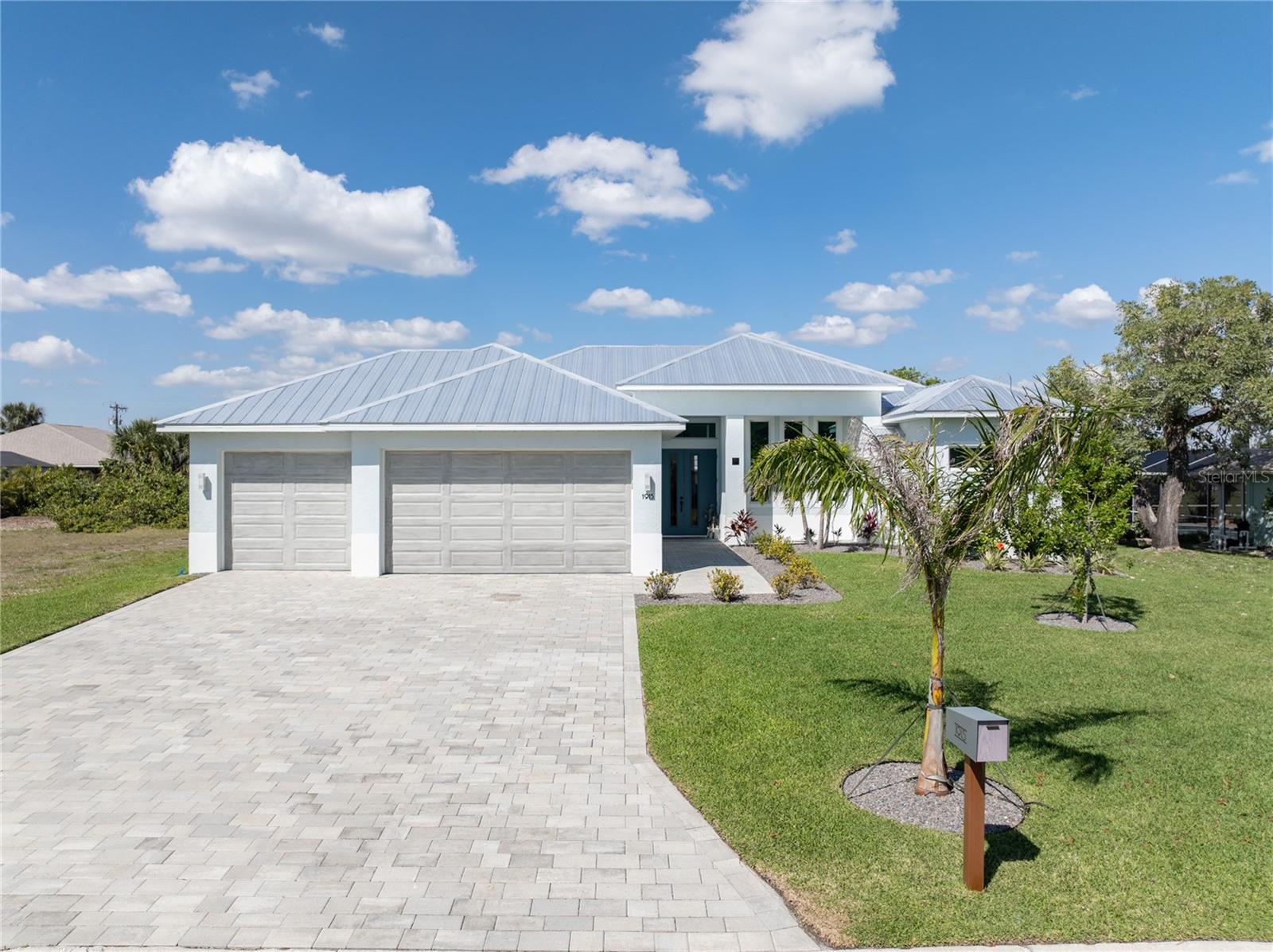 1915 OTTERSREST LN, CAPE CORAL, FL, 33990