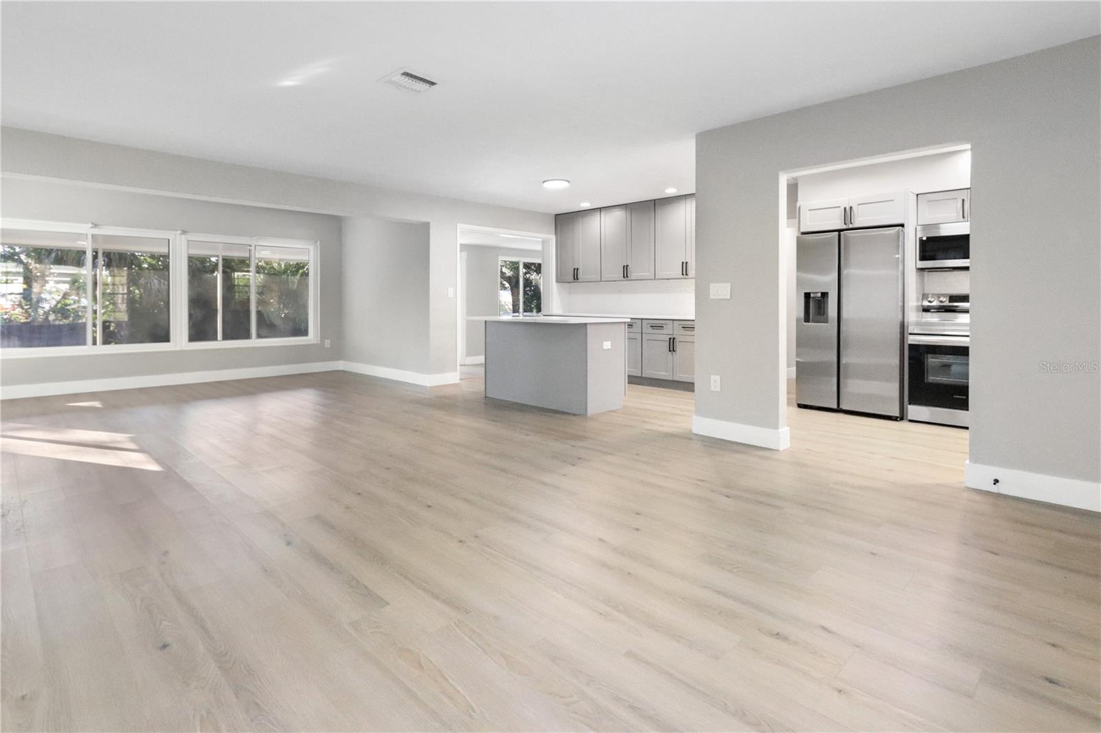 772 PALMER RD, BELLEAIR BLUFFS, FL, 33770